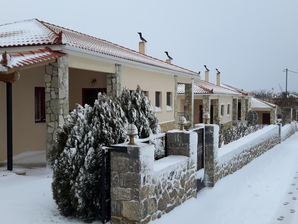 Apartment En Feneo Mesinon